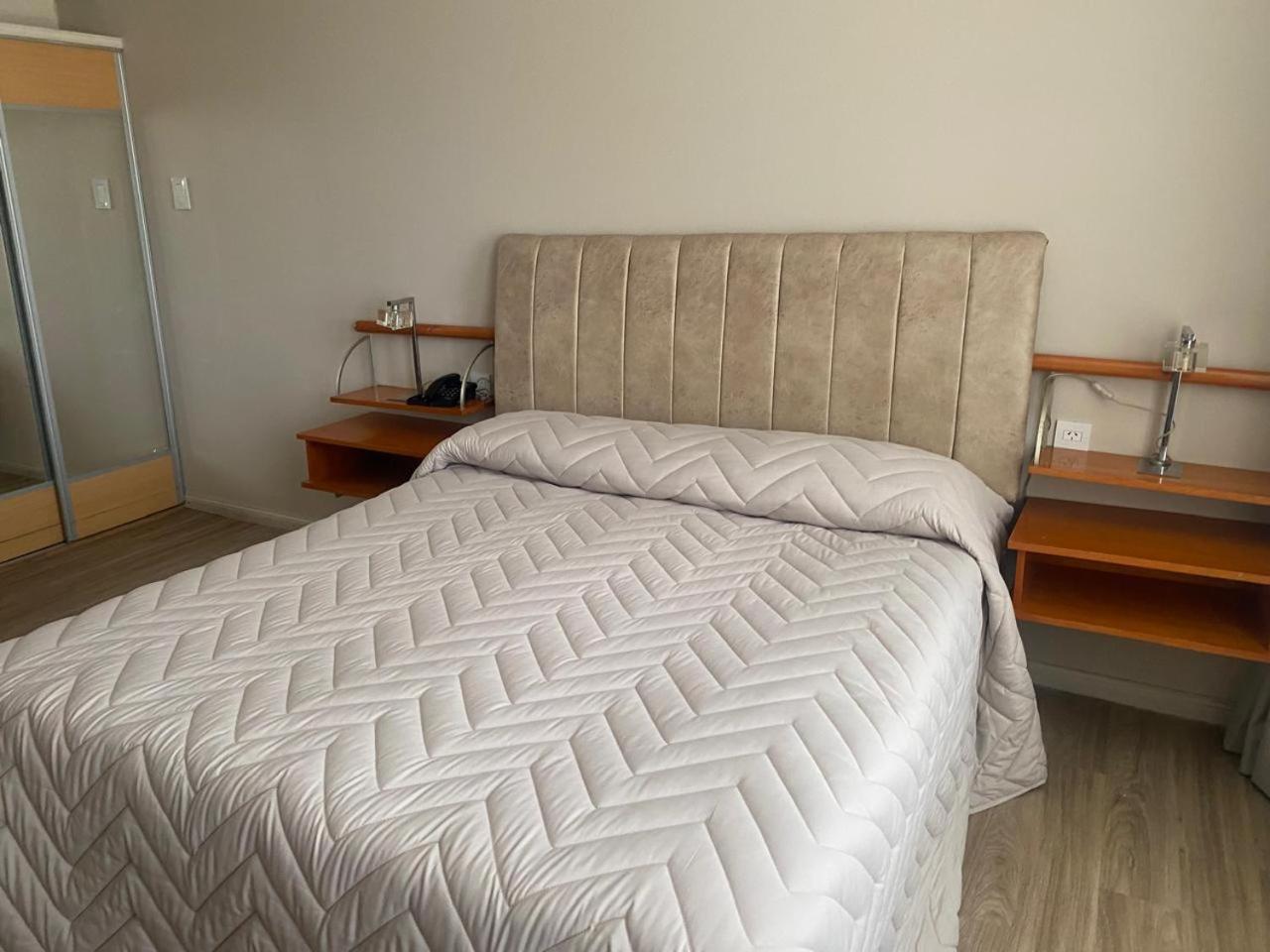 Hotel Howard Johnson Rosario Eksteriør billede