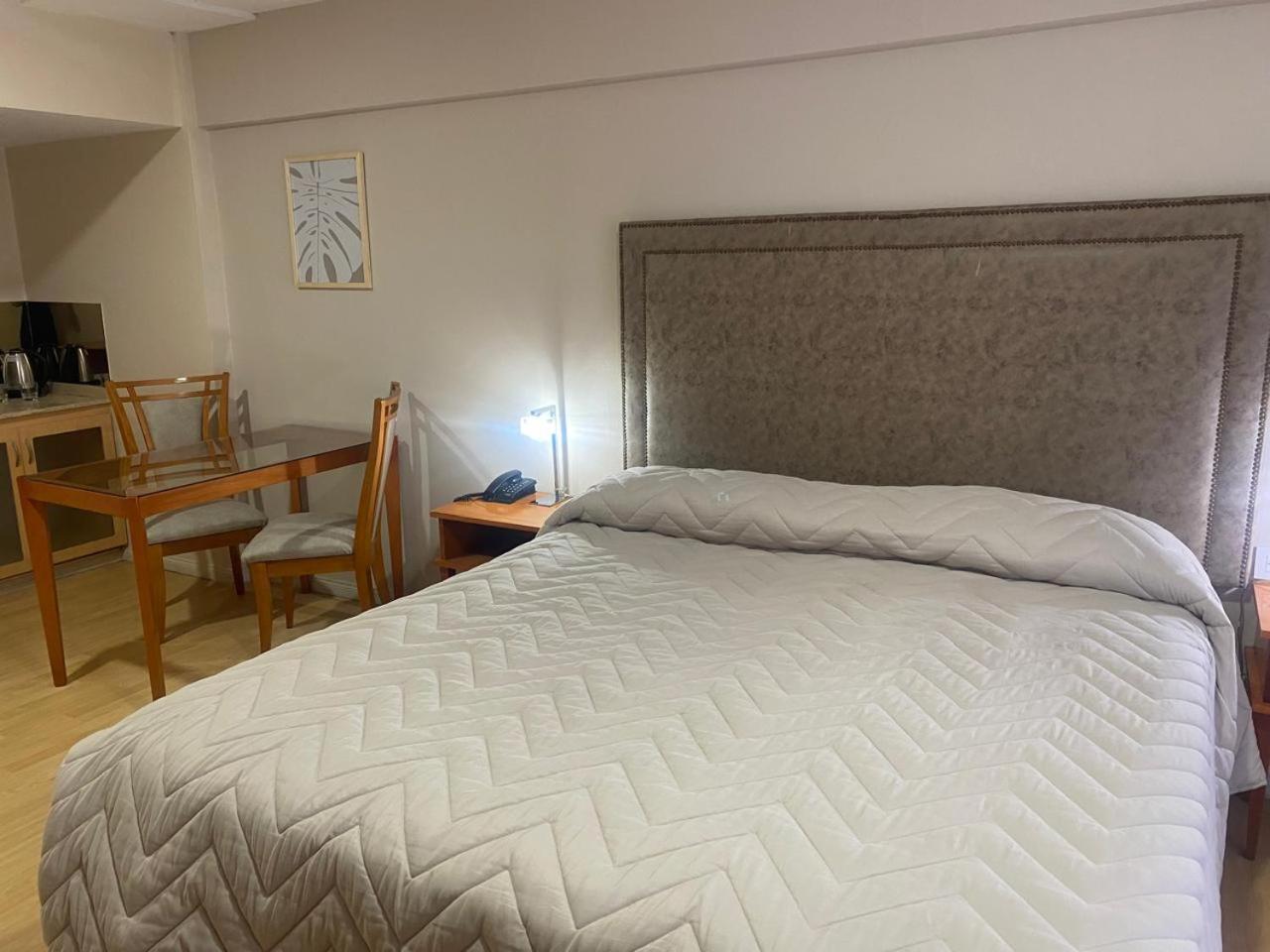 Hotel Howard Johnson Rosario Eksteriør billede